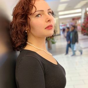 Meet your Posher, Kaila